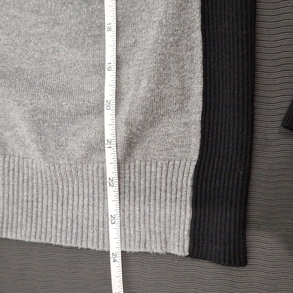 JOSEPH A Black and Grey Color Block Turtleneck Long Sleeve Sweater - Picture 9 of 10
